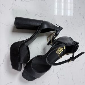 GBG Los Angeles Black Platform Block Heel Sandals with Chain Accent